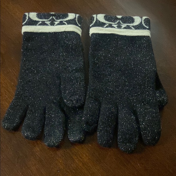Coach Black and White Gloves - Picture 2 of 4